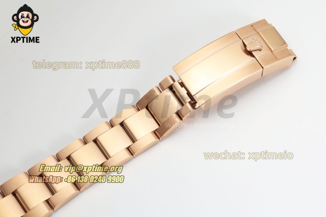 GMT Master II 126715 Rootbeer 40mm 3EF Tiger Iron/Dot on Oys RG/RG Bracelet SH3285 GMT Master II 126715 Rootbeer 40mm 3EF Tiger Iron/Dot on Oys RG/RG Bracelet SH3285