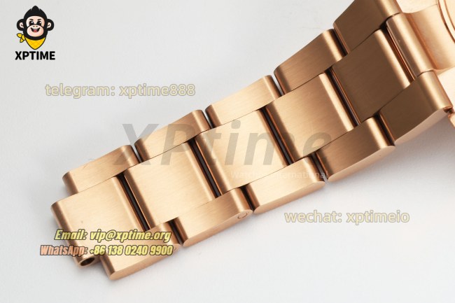 GMT Master II 126715 Rootbeer 40mm 3EF Tiger Iron/Dot on Oys RG/RG Bracelet SH3285 GMT Master II 126715 Rootbeer 40mm 3EF Tiger Iron/Dot on Oys RG/RG Bracelet SH3285