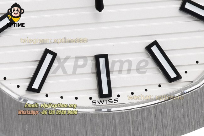 Nautilus 5711 40mm 3KF White/Stick on SS/SS Bracelet A324 Nautilus 5711 40mm 3KF White/Stick on SS/SS Bracelet A324