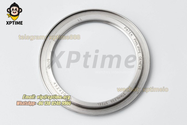 Nautilus 5711 40mm 3KF Gray/Stick on SS/LE Bracelet A324 Nautilus 5711 40mm 3KF Gray/Stick on SS/LE Bracelet A324