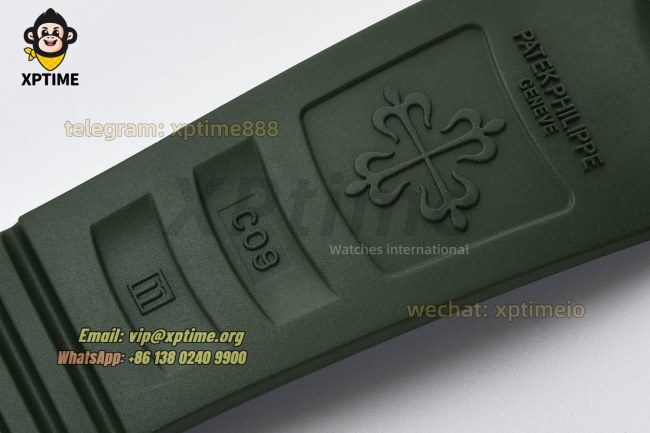 Aquanaut Ref.5168R 42MM 3KF Green/Numerals on SS/RU Bracelet A330 Aquanaut Ref.5168R 42MM 3KF Green/Numerals on SS/RU Bracelet A330