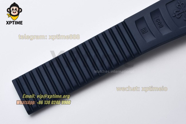Aquanaut Ref.5168 42MM 3KF Blue/Numerals on SS/RU Bracelet A330 Aquanaut Ref.5168 42MM 3KF Blue/Numerals on SS/RU Bracelet A330