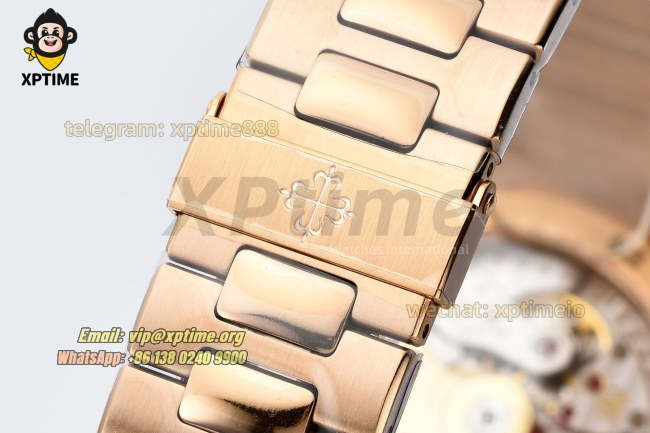 Nautilus 5711 40mm PPF Gray/Stick on RG/RG Bracelet A330 Nautilus 5711 40mm PPF Gray/Stick on RG/RG Bracelet A330