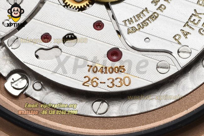 Nautilus 5711 40mm PPF Gray/Stick on RG/RG Bracelet A330 Nautilus 5711 40mm PPF Gray/Stick on RG/RG Bracelet A330