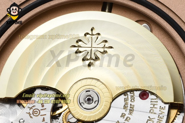 Nautilus 5711 40mm PPF Gray/Stick on RG/RG Bracelet A330 Nautilus 5711 40mm PPF Gray/Stick on RG/RG Bracelet A330