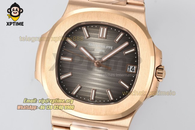 Nautilus 5711 40mm PPF Gray/Stick on RG/RG Bracelet A330 Nautilus 5711 40mm PPF Gray/Stick on RG/RG Bracelet A330