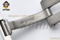 Tank Solo 27.4mm AF White/Roman on SS/SS Bracelet Quartz Tank Solo 27.4mm AF White/Roman on SS/SS Bracelet Quartz