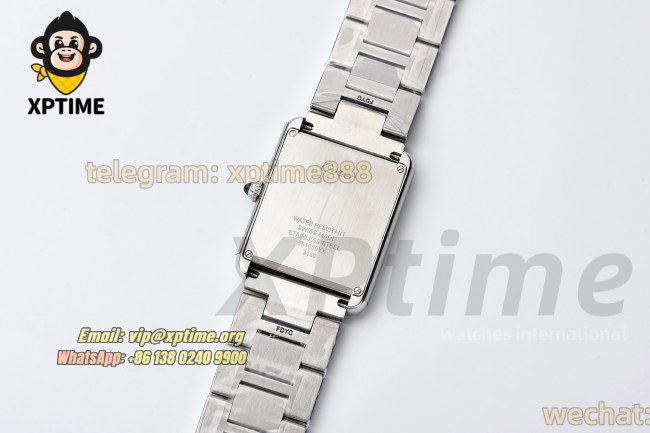 Tank Solo 27.4mm AF White/Roman on SS/SS Bracelet Quartz Tank Solo 27.4mm AF White/Roman on SS/SS Bracelet Quartz