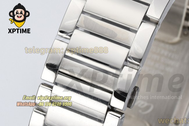 Tank Must Date 41mm AF White/Roman on SS/SS Bracelet Quartz Tank Must Date 41mm AF White/Roman on SS/SS Bracelet Quartz