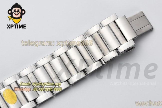 Tank Must Date 41mm AF White/Roman on SS/SS Bracelet Quartz Tank Must Date 41mm AF White/Roman on SS/SS Bracelet Quartz