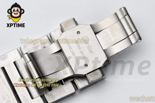 Tank Must Date 41mm AF White/Roman on SS/SS Bracelet Quartz Tank Must Date 41mm AF White/Roman on SS/SS Bracelet Quartz