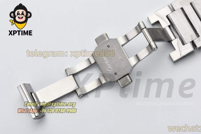 Tank Must Date 41mm AF White/Roman on SS/SS Bracelet Quartz Tank Must Date 41mm AF White/Roman on SS/SS Bracelet Quartz
