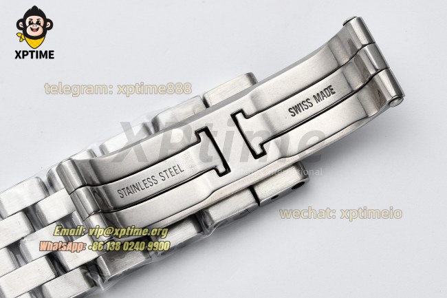 Panthere Secrete De Ladies 22mm AF White/Roman on SS/SS Bracelet Quartz Panthere Secrete De Ladies 22mm AF White/Roman on SS/SS Bracelet Quartz