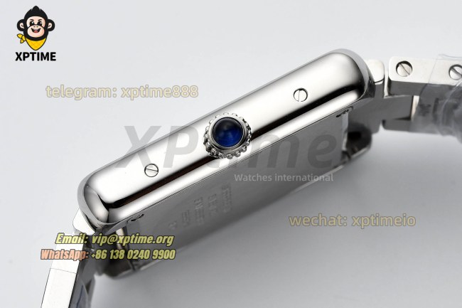 Tank Must 25.5mm AF White/Roman on SS/SS Bracelet Quartz Tank Must 25.5mm AF White/Roman on SS/SS Bracelet Quartz