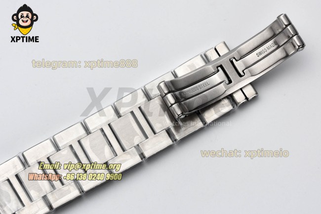 Tank Must 25.5mm AF White/Roman on SS/SS Bracelet Quartz Tank Must 25.5mm AF White/Roman on SS/SS Bracelet Quartz