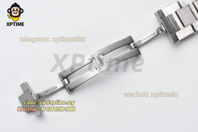 Tank Solo 24.4mm AF White/Roman on SS/SS Bracelet Quartz Tank Solo 24.4mm AF White/Roman on SS/SS Bracelet Quartz