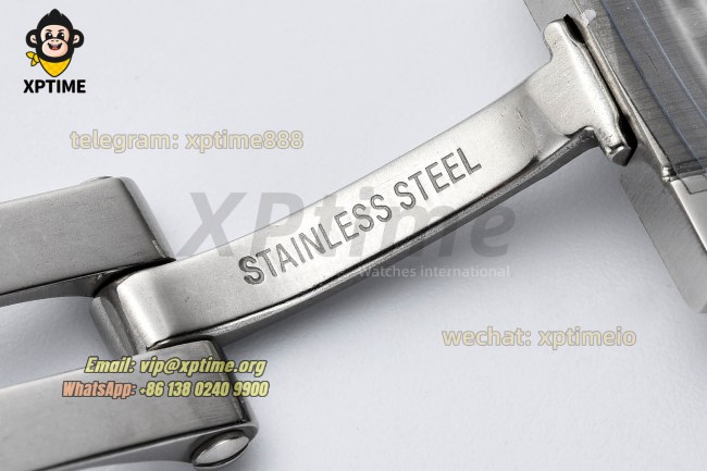 Tank Must 25.5mm AF White/Roman on SS/SS Bracelet Quartz Tank Must 25.5mm AF White/Roman on SS/SS Bracelet Quartz