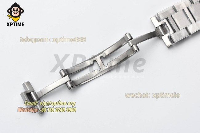 Tank Must 25.5mm AF White/Roman on SS/SS Bracelet Quartz Tank Must 25.5mm AF White/Roman on SS/SS Bracelet Quartz