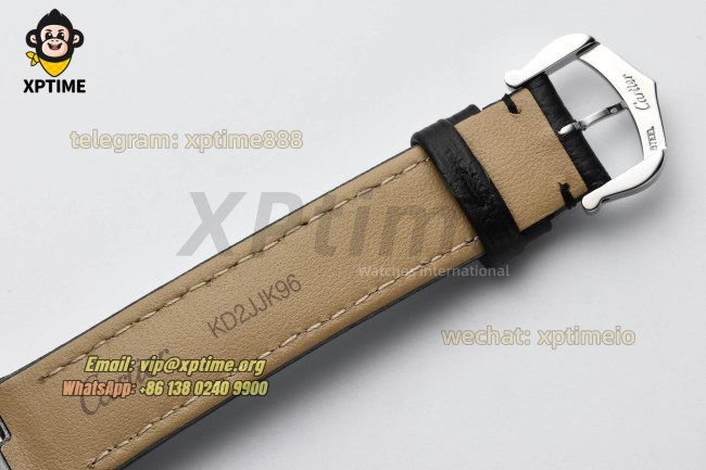 Santos Dumont 27.5mm AF White/Roman on SS/LE Strap Quartz Santos Dumont 27.5mm AF White/Roman on SS/LE Strap Quartz