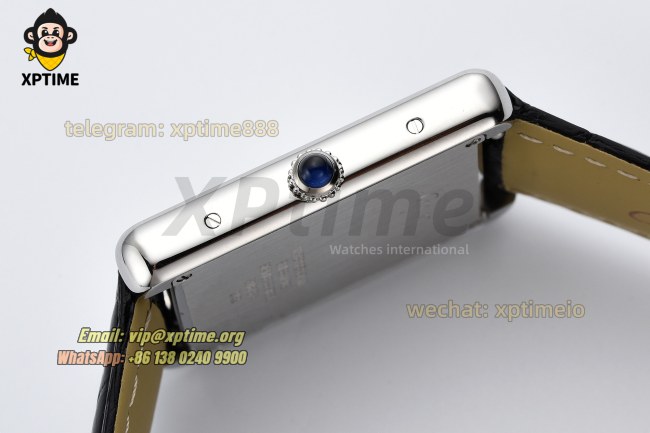 Tank Solo 27.4mm AF White/Roman on SS/LE Strap Quartz Tank Solo 27.4mm AF White/Roman on SS/LE Strap Quartz