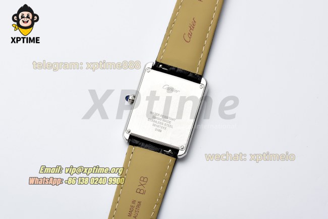 Tank Solo 27.4mm AF White/Roman on SS/LE Strap Quartz Tank Solo 27.4mm AF White/Roman on SS/LE Strap Quartz
