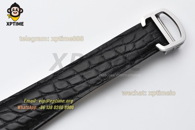 Tank Solo Date 41mm AF White/Roman on SS/LE Strap 9015 Tank Solo Date 41mm AF White/Roman on SS/LE Strap 9015