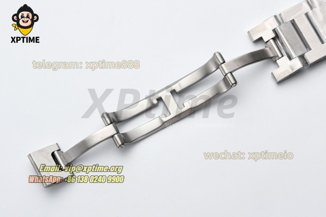 Ballon Bleu De Cartier 36mm AF White/Roman on SS/SS Bracelet Quartz Ballon Bleu De Cartier 36mm AF White/Roman on SS/SS Bracelet Quartz