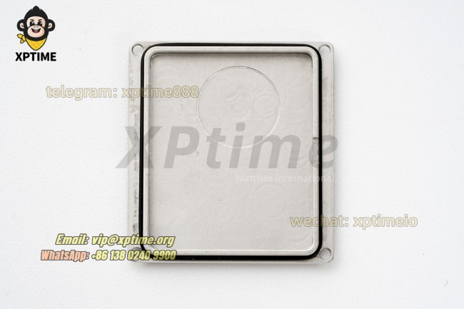 Tank Must 25.5mm AF White/Roman on SS/Lychee LE Strap Quartz Tank Must 25.5mm AF White/Roman on SS/Lychee LE Strap Quartz