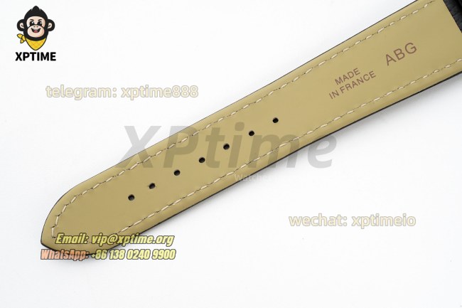 Tank Must 25.5mm AF White/Roman on SS/Lychee LE Strap Quartz Tank Must 25.5mm AF White/Roman on SS/Lychee LE Strap Quartz