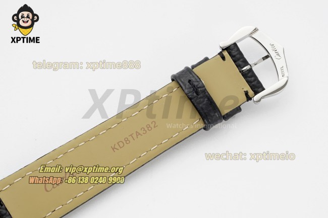 Tank Must 22mm AF White/Roman on SS/Lychee LE Strap Quartz Tank Must 22mm AF White/Roman on SS/Lychee LE Strap Quartz