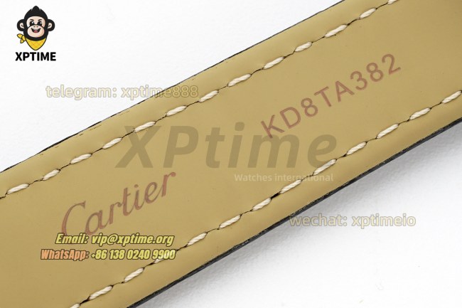 Tank Must 22mm AF White/Roman on SS/Lychee LE Strap Quartz Tank Must 22mm AF White/Roman on SS/Lychee LE Strap Quartz