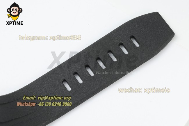 Royal Oak Offshore 26400SO 44mm APPF Black & White/Stick on RG/RU Bracelet A7750 Royal Oak Offshore 26400SO 44mm APPF Black & White/Stick on RG/RU Bracelet A7750