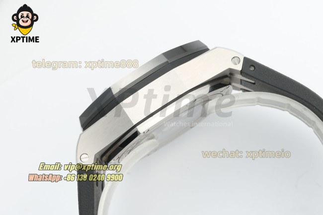 Royal Oak Offshore 26400SO 44mm APPF White & Black/Stick on SS/RU Bracelet A7750 Royal Oak Offshore 26400SO 44mm APPF White & Black/Stick on SS/RU Bracelet A7750