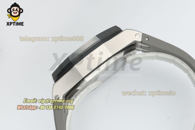 Royal Oak Offshore 26400SO 44mm APPF Gray & White/Stick on SS/RU Bracelet A7750 Royal Oak Offshore 26400SO 44mm APPF Gray & White/Stick on SS/RU Bracelet A7750