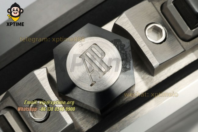 Royal Oak Offshore 26400SO 44mm APPF Gray & White/Stick on SS/RU Bracelet A7750 Royal Oak Offshore 26400SO 44mm APPF Gray & White/Stick on SS/RU Bracelet A7750