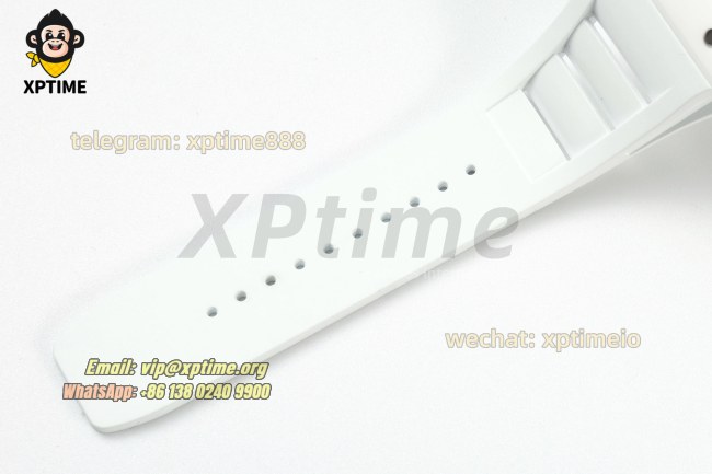 RM055 43mm APSF Sketelon Red/White on NTPT/RU Strap RMUL2 RM055 43mm APSF Sketelon Red/White on NTPT/RU Strap RMUL2