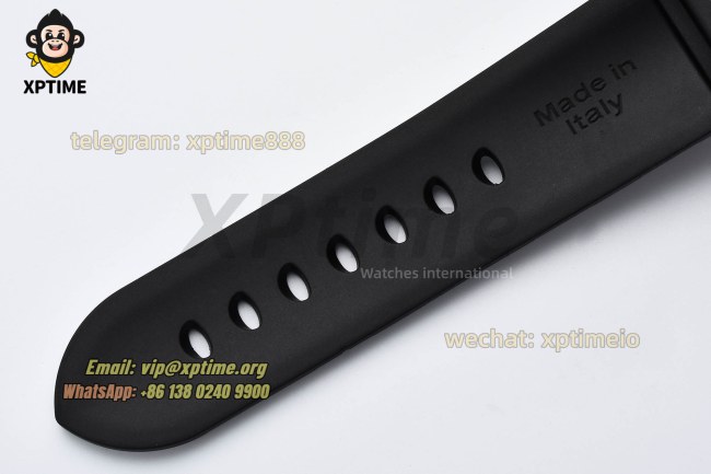 Submersible PAM683 42mm VSF Black/Dot on SS/RU Strap P900 Super Clone Submersible PAM683 42mm VSF Black/Dot on SS/RU Strap P900 Super Clone