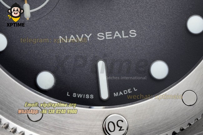 Submersible PAM1323 44mm VSF Gray/Dot on SS/RU Strap P9011 Super Clone Submersible PAM1323 44mm VSF Gray/Dot on SS/RU Strap P9011 Super Clone