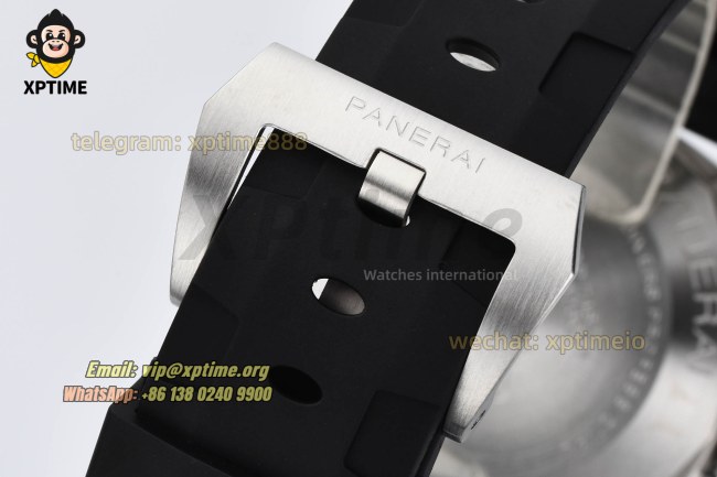 Submersible PAM683 42mm VSF Black/Dot on SS/RU Strap P900 Super Clone Submersible PAM683 42mm VSF Black/Dot on SS/RU Strap P900 Super Clone