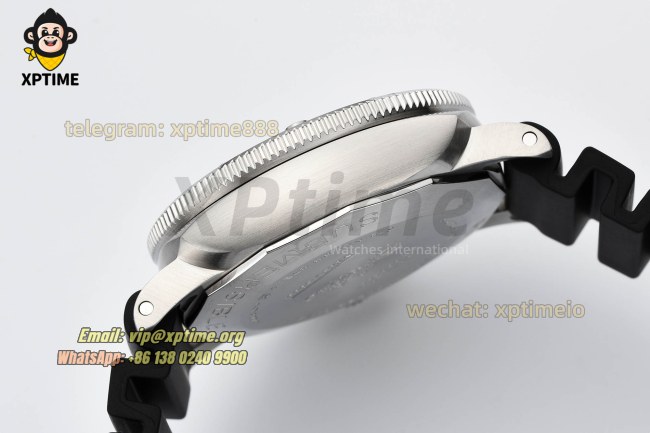 Submersible PAM683 42mm VSF Black/Dot on SS/RU Strap P900 Super Clone Submersible PAM683 42mm VSF Black/Dot on SS/RU Strap P900 Super Clone