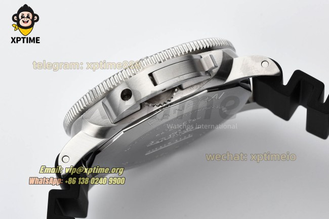 Submersible PAM2223 42mm VSF White/Dot on SS/RU Strap P900 Super Clone Submersible PAM2223 42mm VSF White/Dot on SS/RU Strap P900 Super Clone
