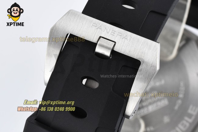 Submersible PAM683 42mm VSF Black/Dot on SS/RU Strap OP XXXIV Super Clone Submersible PAM683 42mm VSF Black/Dot on SS/RU Strap OP XXXIV Super Clone