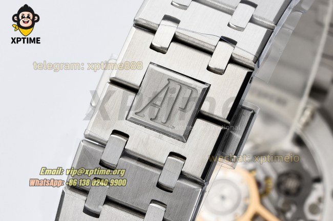 Royal Oak Chrono 26240ST 41mm APSF Black/Stick on SS/SS Bracelet SH4401 Super Clone Royal Oak Chrono 26240ST 41mm APSF Black/Stick on SS/SS Bracelet SH4401 Super Clone
