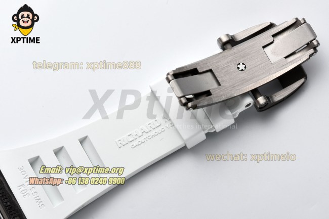 RM055 43mm APSF Sketelon White/Red on NTPT/RU Strap RMUL2 RM055 43mm APSF Sketelon White/Red on NTPT/RU Strap RMUL2
