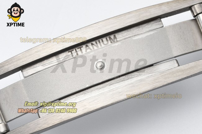 RM055 43mm APSF Sketelon White/Red on NTPT/RU Strap RMUL2 RM055 43mm APSF Sketelon White/Red on NTPT/RU Strap RMUL2