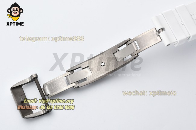 RM055 43mm APSF Sketelon White/Red on NTPT/RU Strap RMUL2 RM055 43mm APSF Sketelon White/Red on NTPT/RU Strap RMUL2