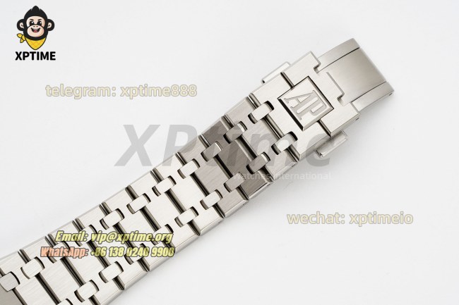 Royal Oak KAWS 41mm APSF XX Dial on SS Bracelet A4302 Super Clone Royal Oak KAWS 41mm APSF XX Dial on SS Bracelet A4302 Super Clone