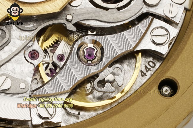 Royal Oak Chrono 26240BA Frosted 41mm APSF YG & Black/Stick on YG/YG Bracelet SH4401 Super Clone Royal Oak Chrono 26240BA Frosted 41mm APSF YG & Black/Stick on YG/YG Bracelet SH4401 Super Clone