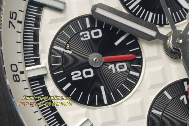 Royal Oak Offshore 26400SO 44mm APPF White & Black/Stick on SS/RU Bracelet A7750 Royal Oak Offshore 26400SO 44mm APPF White & Black/Stick on SS/RU Bracelet A7750