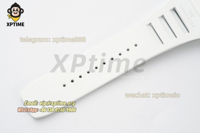 RM055 43mm APSF Sketelon/Blue on White CER/RU Strap RMUL2 RM055 43mm APSF Sketelon/Blue on White CER/RU Strap RMUL2
